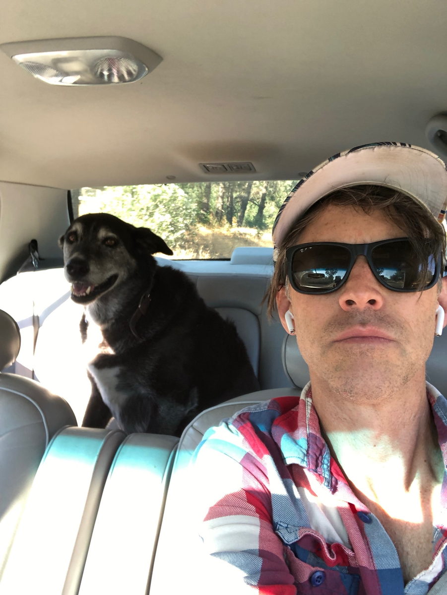 artist-selfie-truck-1200